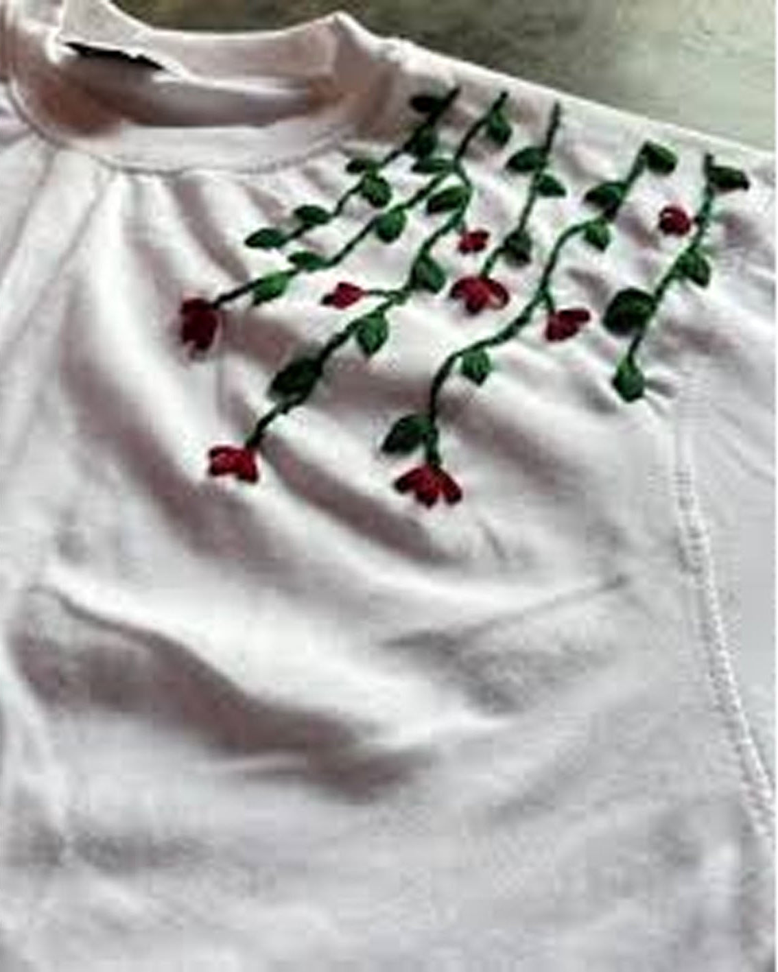 Embroidered Whie Tshirt 